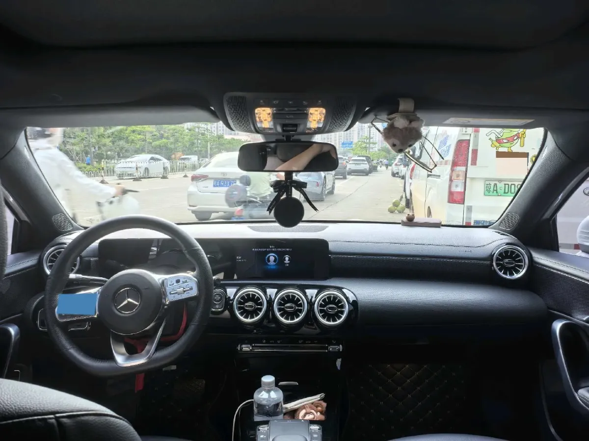2022 Mercedes-Benz A Class 1.3T 163HP L4 7DCT,autocango,china used car exporter,china ev exporter,chinese used car exporter,chinese used ev exporter