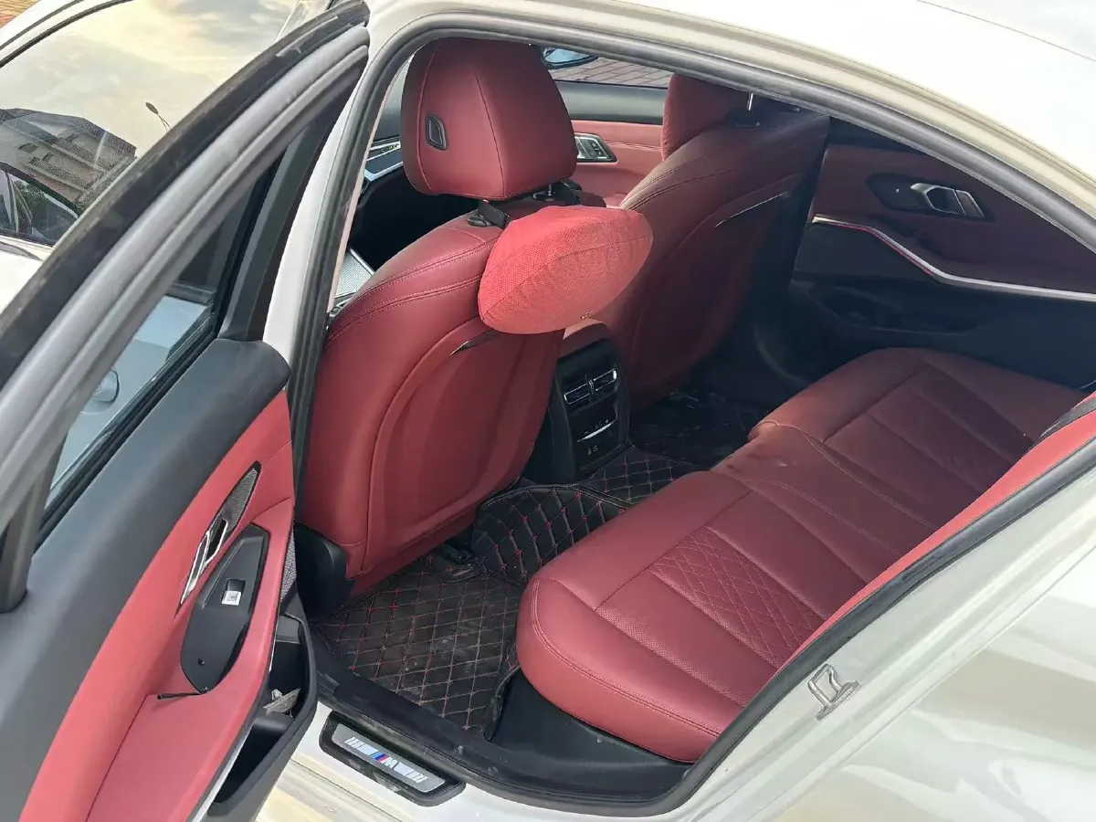 2023 BMW 3 Series 2.0T 184HP L4 8AT,autocango,china used car exporter,china ev exporter,chinese used car exporter,chinese used ev exporter