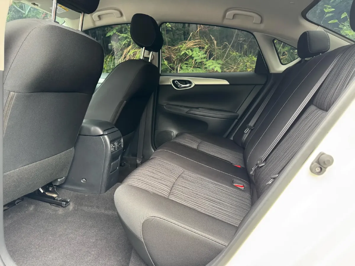 2022 Nissan Sylphy 1.6L 122HP L4 CVT,autocango,china used car exporter,china ev exporter,chinese used car exporter,chinese used ev exporter