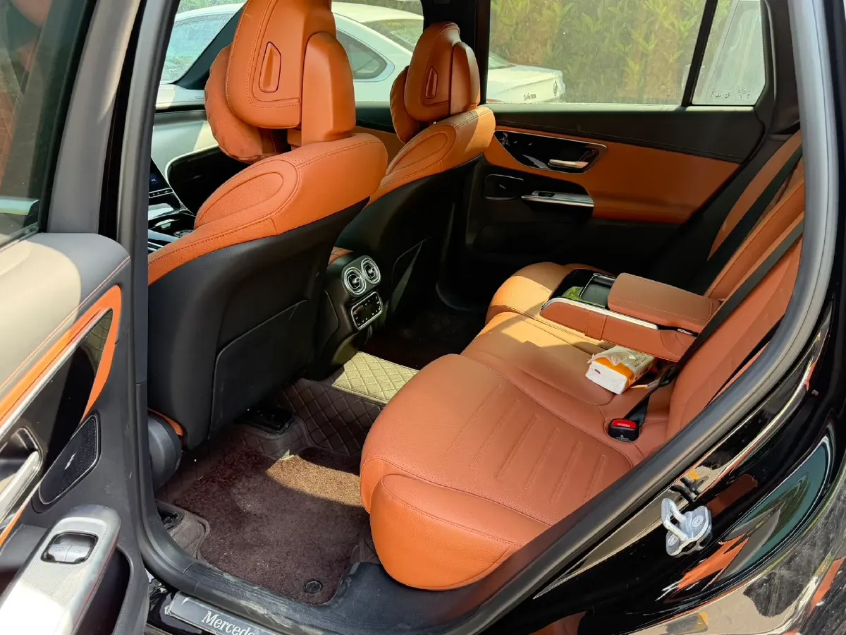 2025 Mercedes-Benz GLC Class 2.0T 204HP L4 9AT,autocango,china used car exporter,china ev exporter,chinese used car exporter,chinese used ev exporter