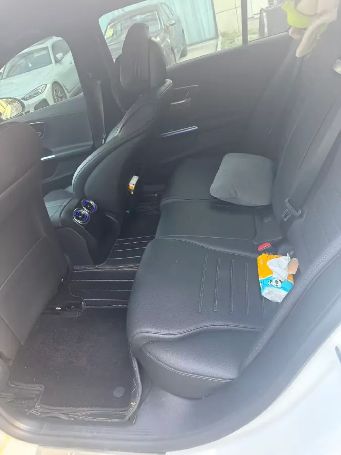 2024 Mercedes-Benz C Class 1.5T 204HP L4 9AT,autocango,china used car exporter,china ev exporter,chinese used car exporter,chinese used ev exporter