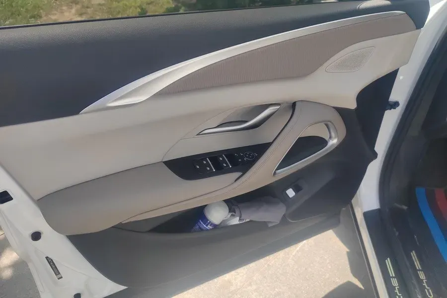 2024 BYD Song Pro 1.5L 110HP L4 E-CVT PHEV 18.3KWH,autocango,china used car exporter,china ev exporter,chinese used car exporter,chinese used ev exporter