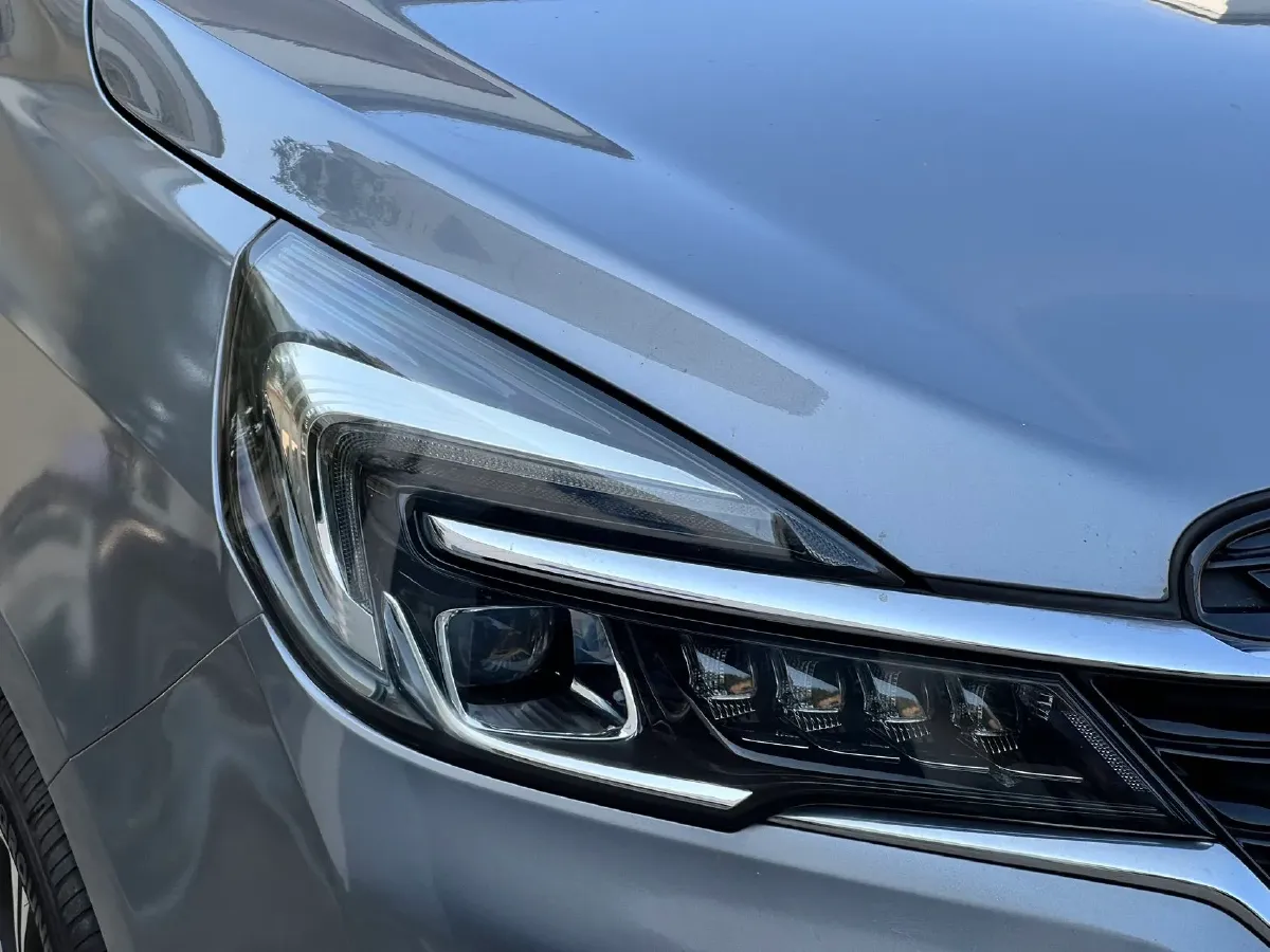 2021 Buick GL8 2.0T 237HP L4 9AT,autocango,china used car exporter,china ev exporter,chinese used car exporter,chinese used ev exporter