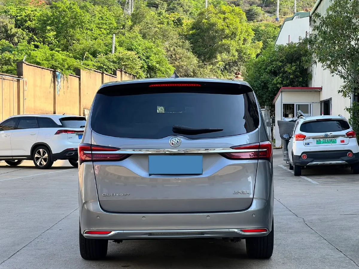 2021 Buick GL8 2.0T 237HP L4 9AT,autocango,china used car exporter,china ev exporter,chinese used car exporter,chinese used ev exporter