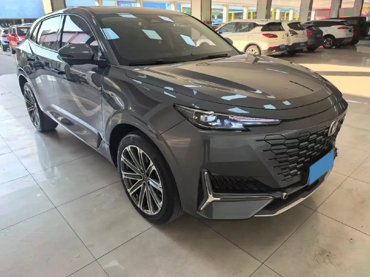 2021 ChangAn UNI-K 2.0T 233HP L4 8AT,autocango,china used car exporter,china ev exporter,chinese used car exporter,chinese used ev exporter