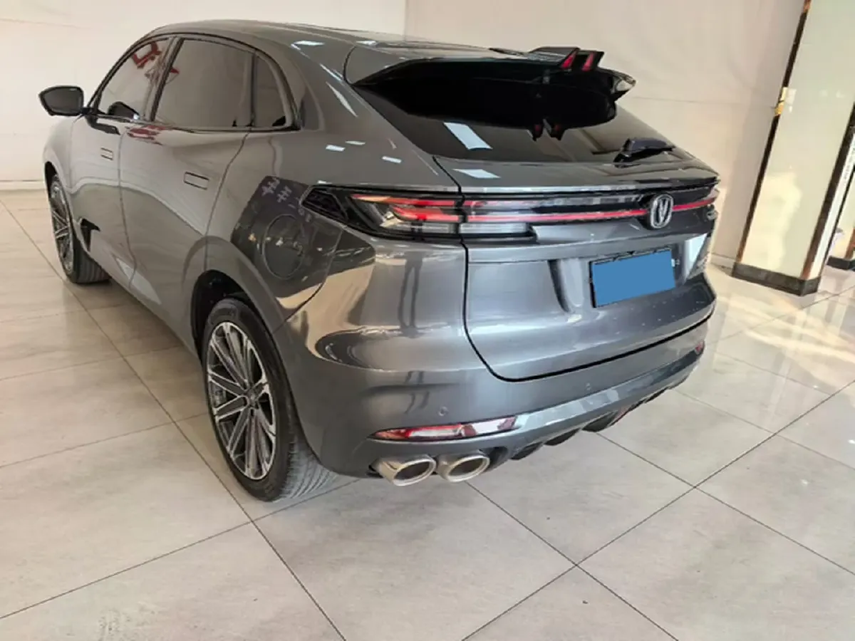 2021 ChangAn UNI-K 2.0T 233HP L4 8AT,autocango,china used car exporter,china ev exporter,chinese used car exporter,chinese used ev exporter