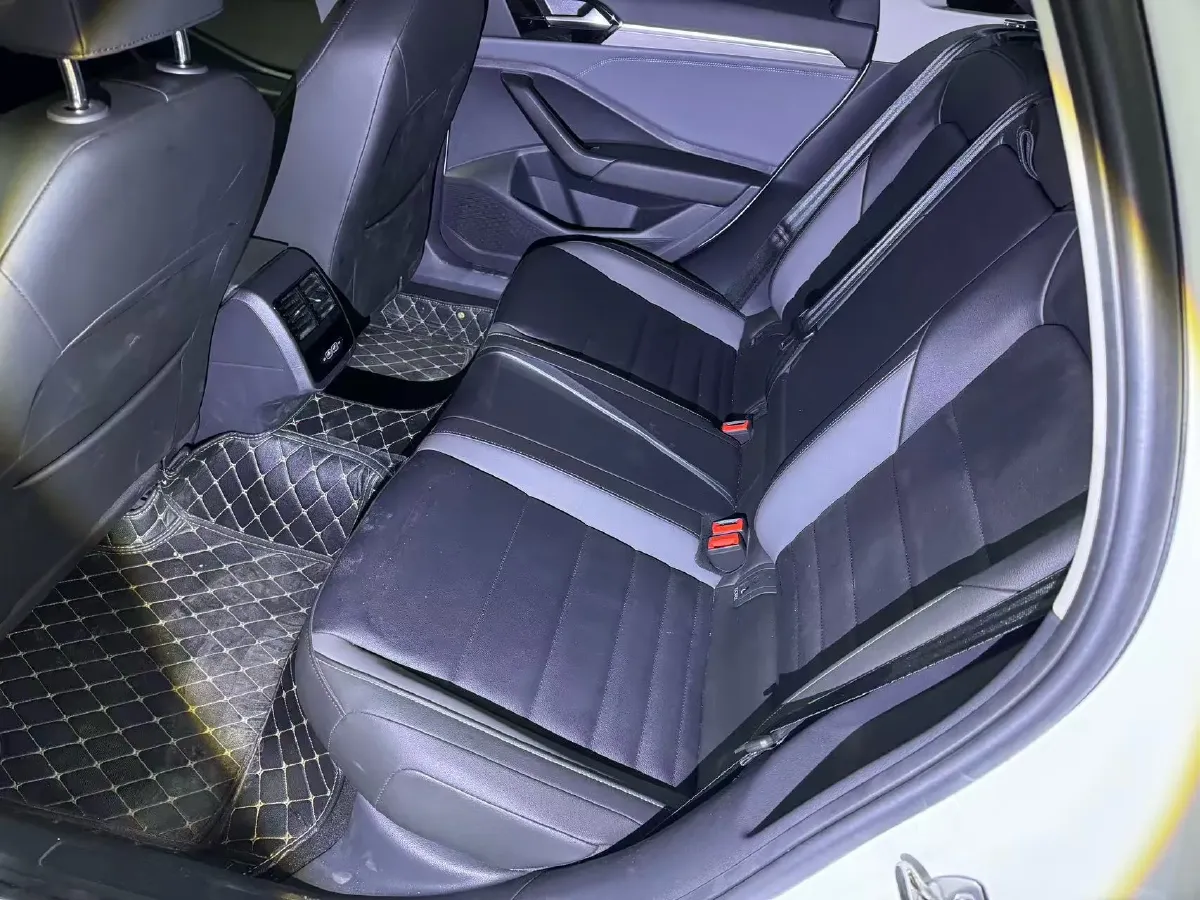 2021 Volkswagen Sagitar 1.4T 150HP L4 7DCT,autocango,china used car exporter,china ev exporter,chinese used car exporter,chinese used ev exporter