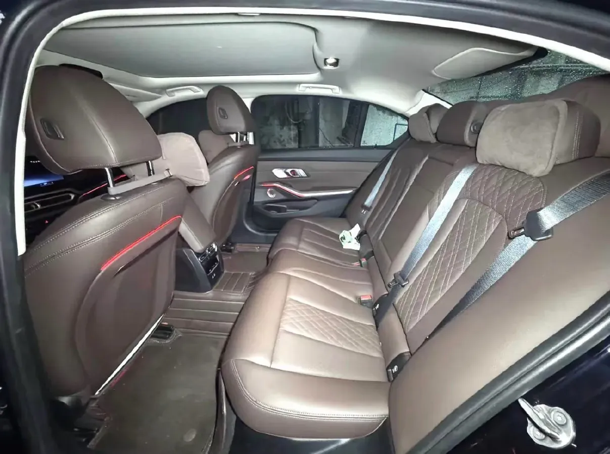 2023 BMW 3 Series 2.0T 156HP L4 8AT,autocango,china used car exporter,china ev exporter,chinese used car exporter,chinese used ev exporter