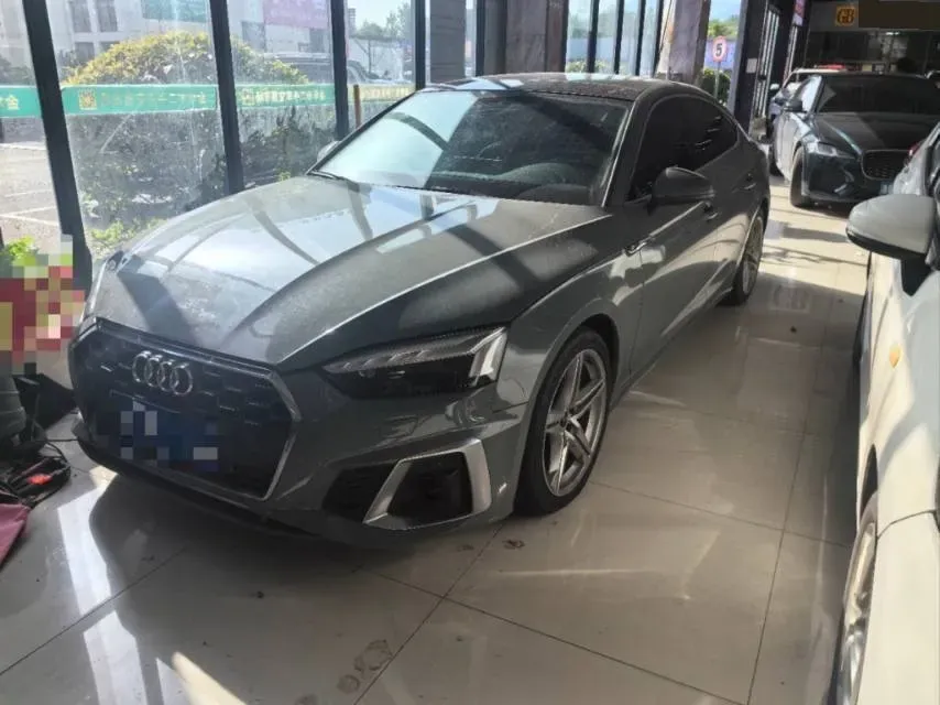 2022 Audi A5 2.0T 204HP L4 7DCT,autocango,china used car exporter,china ev exporter,chinese used car exporter,chinese used ev exporter