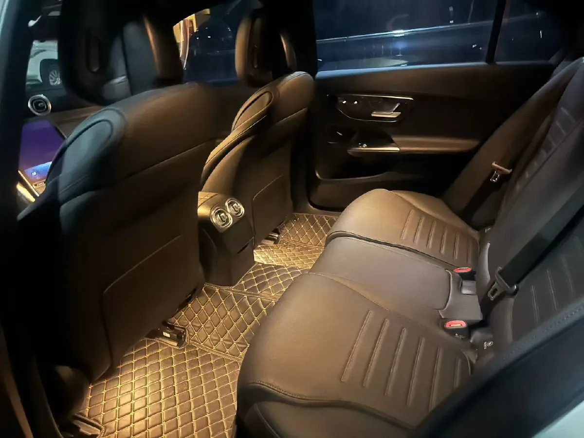 2024 Mercedes-Benz C Class 1.5T 204HP L4 9AT,autocango,china used car exporter,china ev exporter,chinese used car exporter,chinese used ev exporter