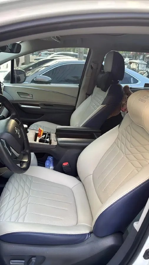 2024 Toyota Sienna 2.5L 189HP L4 E-CVT Hybrid,autocango,china used car exporter,china ev exporter,chinese used car exporter,chinese used ev exporter