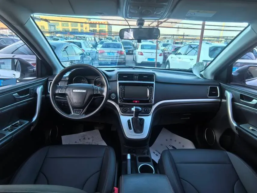 2019 Haval M6 1.5T 150HP L4 7DCT,autocango,china used car exporter,china ev exporter,chinese used car exporter,chinese used ev exporter