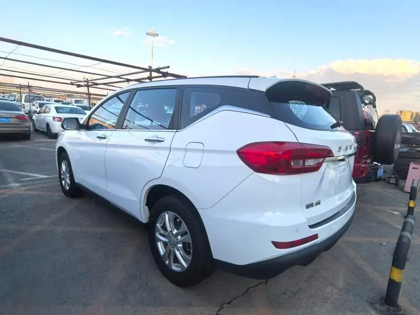 2019 Haval M6 1.5T 150HP L4 7DCT,autocango,china used car exporter,china ev exporter,chinese used car exporter,chinese used ev exporter