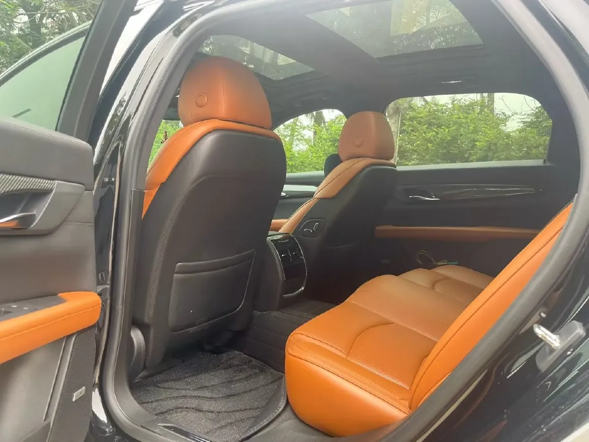 2021 Cadillac CT6 2.0T 237HP L4 10AT,autocango,china used car exporter,china ev exporter,chinese used car exporter,chinese used ev exporter