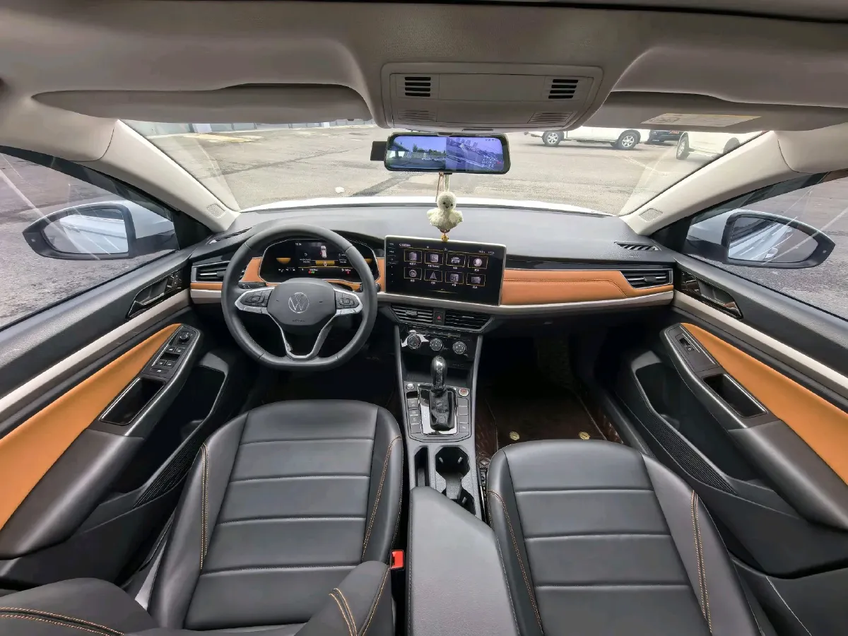 2023 Volkswagen Bora 1.2T 116HP L4 7DCT,autocango,china used car exporter,china ev exporter,chinese used car exporter,chinese used ev exporter