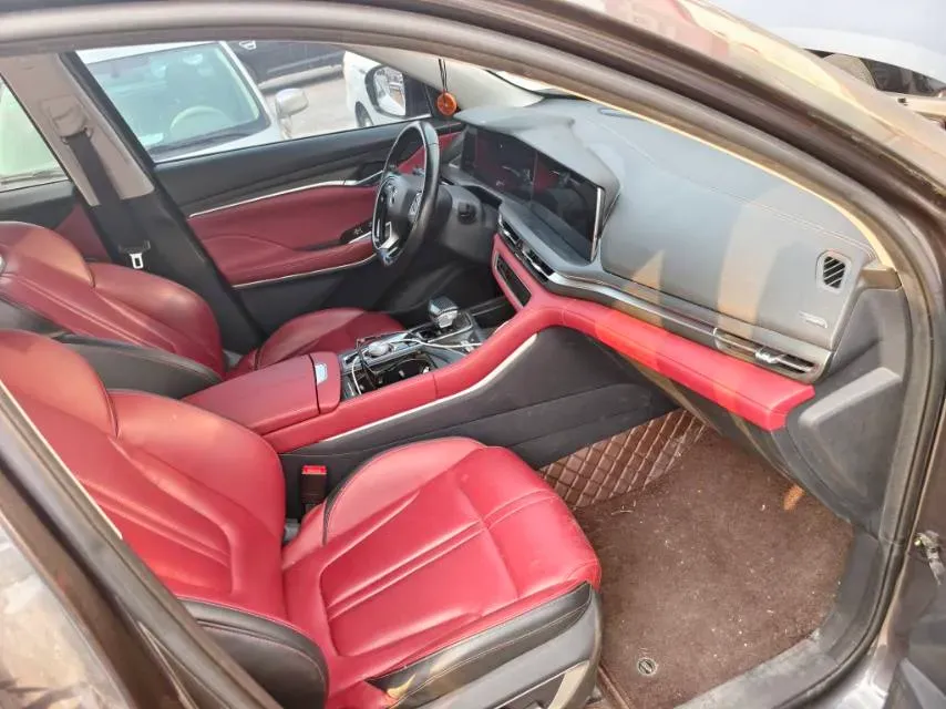 2021 ChangAn CS75 Plus 2.0T 233HP L4 8AT,autocango,china used car exporter,china ev exporter,chinese used car exporter,chinese used ev exporter