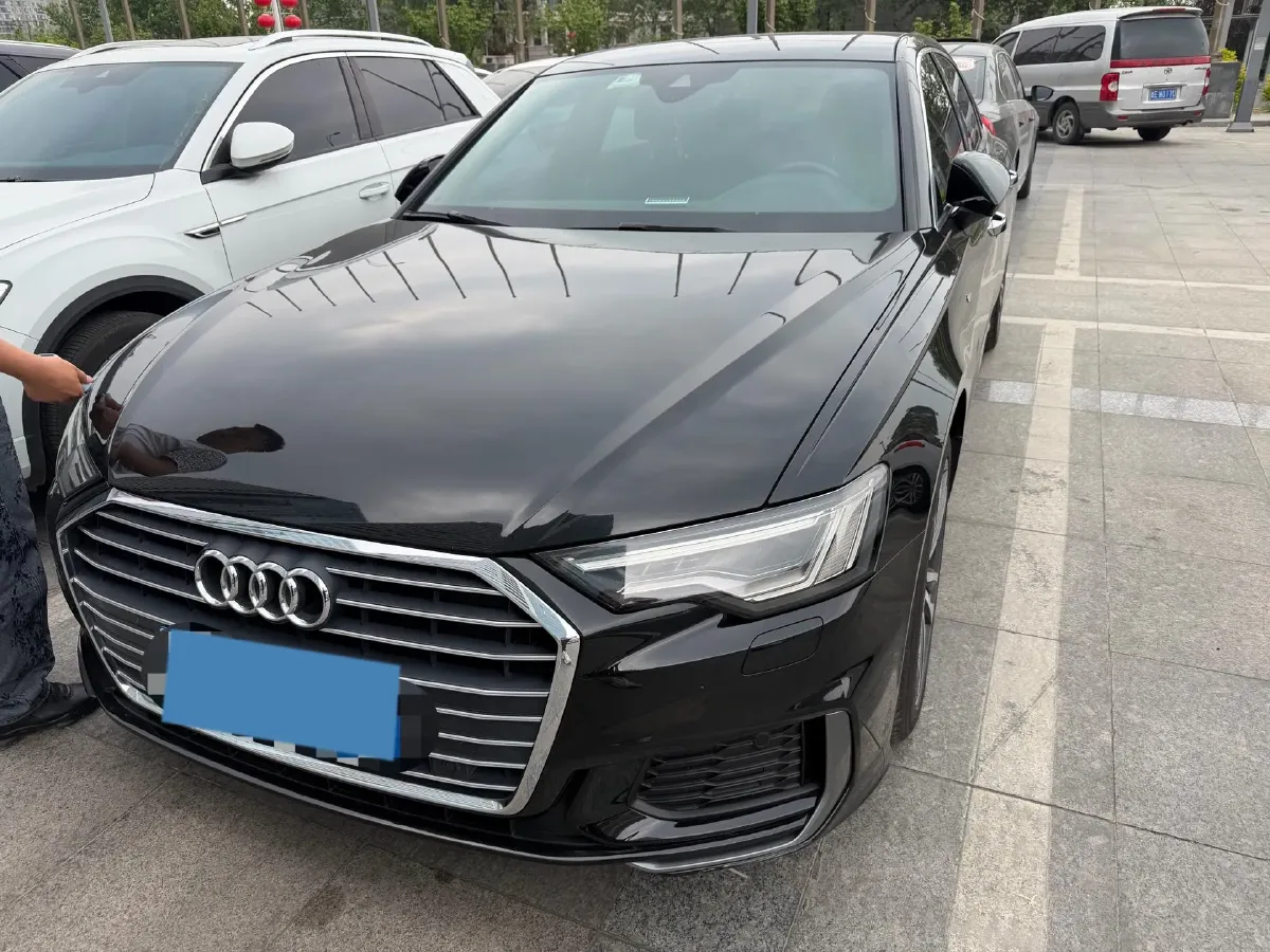 2019 Audi A6L 2.0T 190HP L4 7DCT,autocango,china used car exporter,china ev exporter,chinese used car exporter,chinese used ev exporter