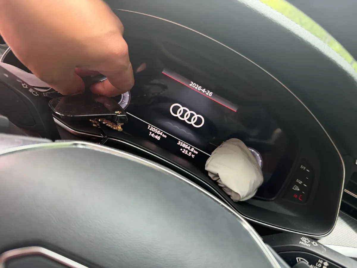 2019 Audi A6L 2.0T 190HP L4 7DCT,autocango,china used car exporter,china ev exporter,chinese used car exporter,chinese used ev exporter