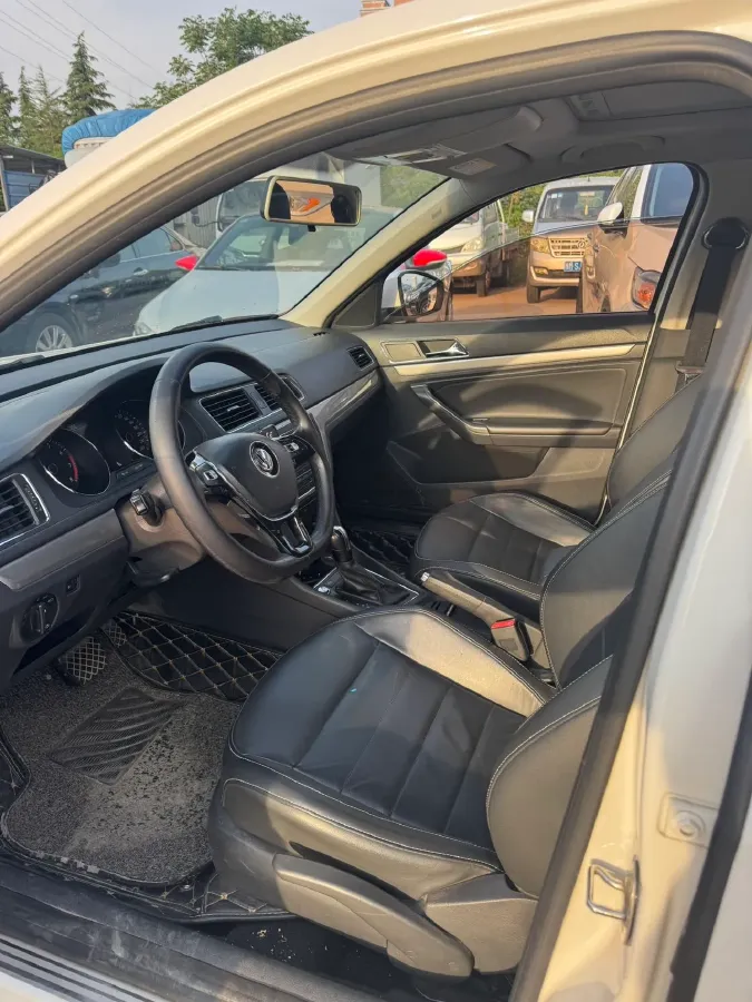 2018 Volkswagen Lavida 1.2T 116HP L4 7DCT,autocango,china used car exporter,china ev exporter,chinese used car exporter,chinese used ev exporter