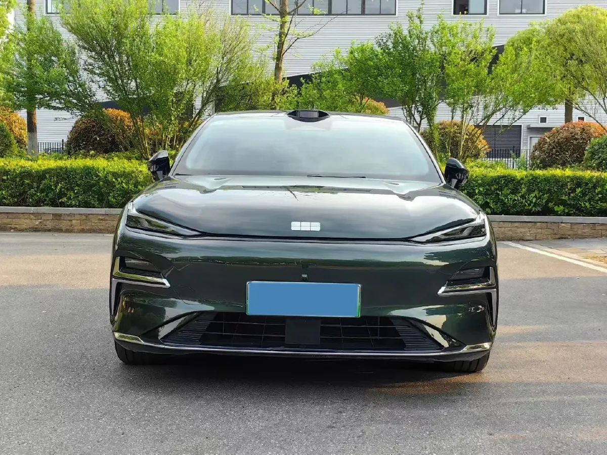 2025 Geely Galaxy Starshine 8 1.5T 163HP L4 3DHT PHEV 27.69KWH,autocango,china used car exporter,china ev exporter,chinese used car exporter,chinese used ev exporter