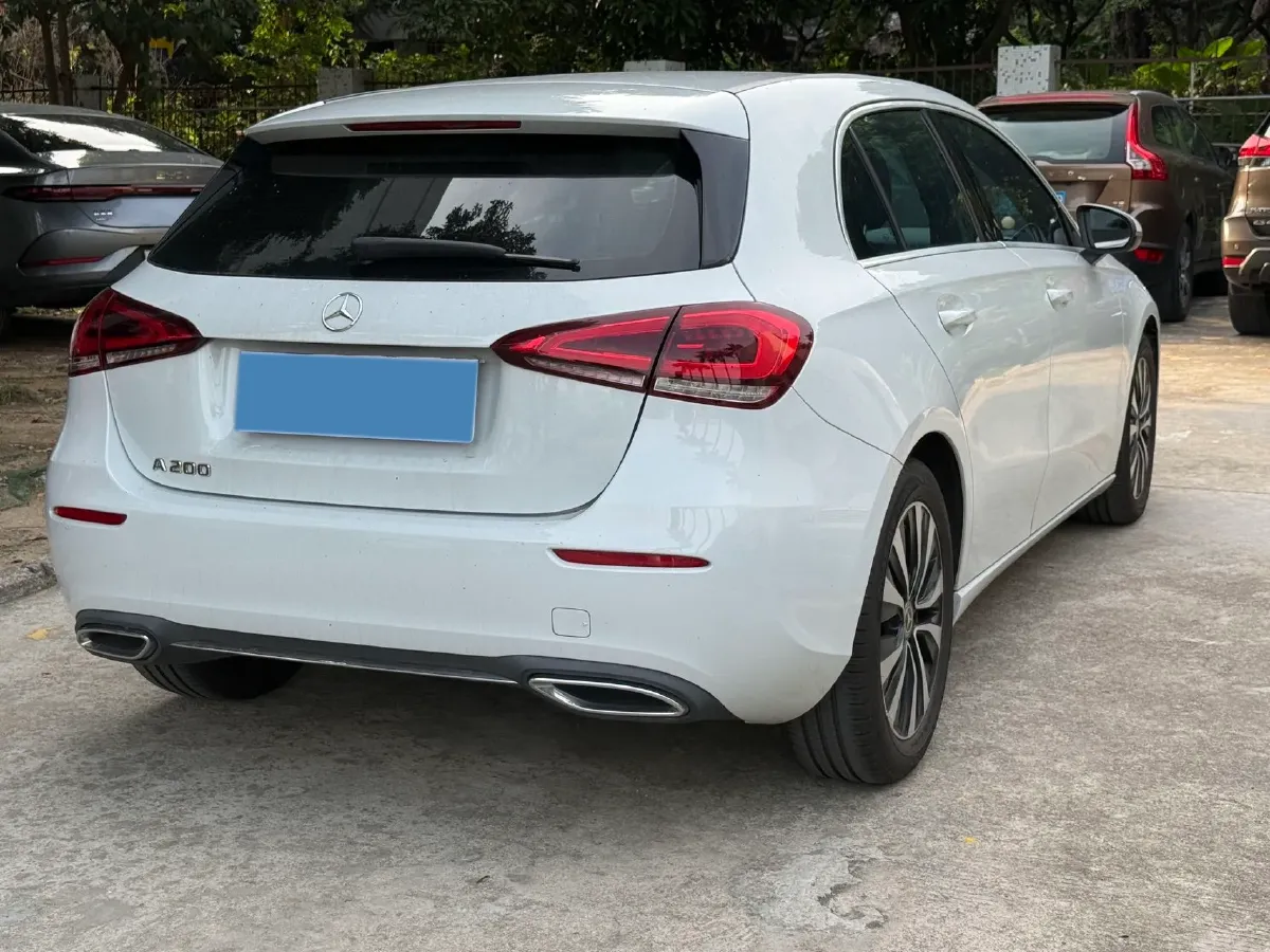 2021 Mercedes-Benz A Class 1.3T 163HP L4 7DCT,autocango,china used car exporter,china ev exporter,chinese used car exporter,chinese used ev exporter