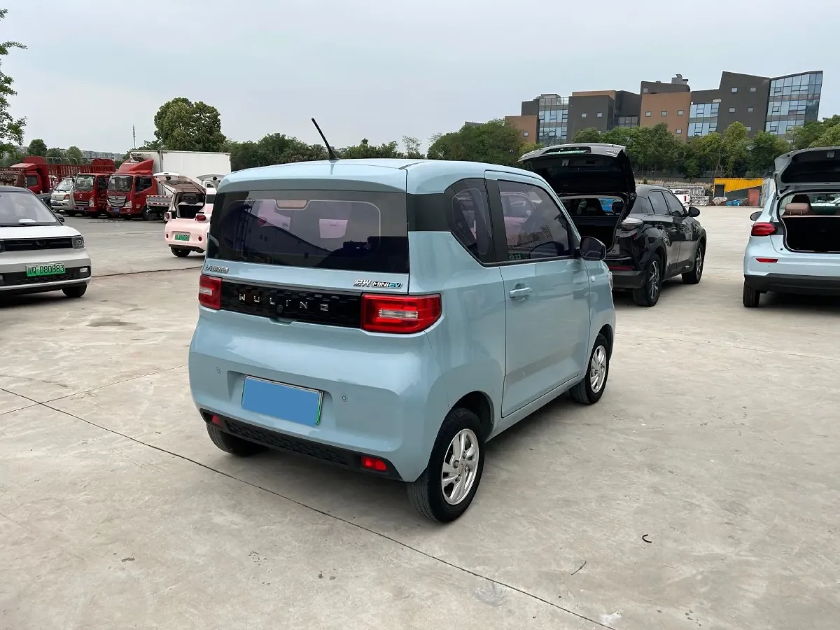 2020 WuLing HongGuang MINI EV BEV 13.8KWH,autocango,china used car exporter,china ev exporter,chinese used car exporter,chinese used ev exporter