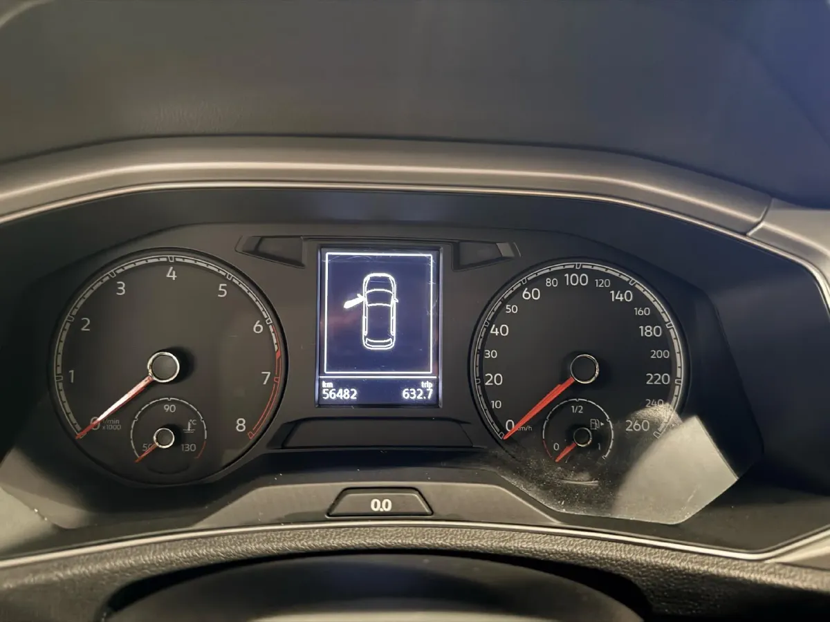 2021 Volkswagen T-Roc 1.4T 150HP L4 7DCT,autocango,china used car exporter,china ev exporter,chinese used car exporter,chinese used ev exporter