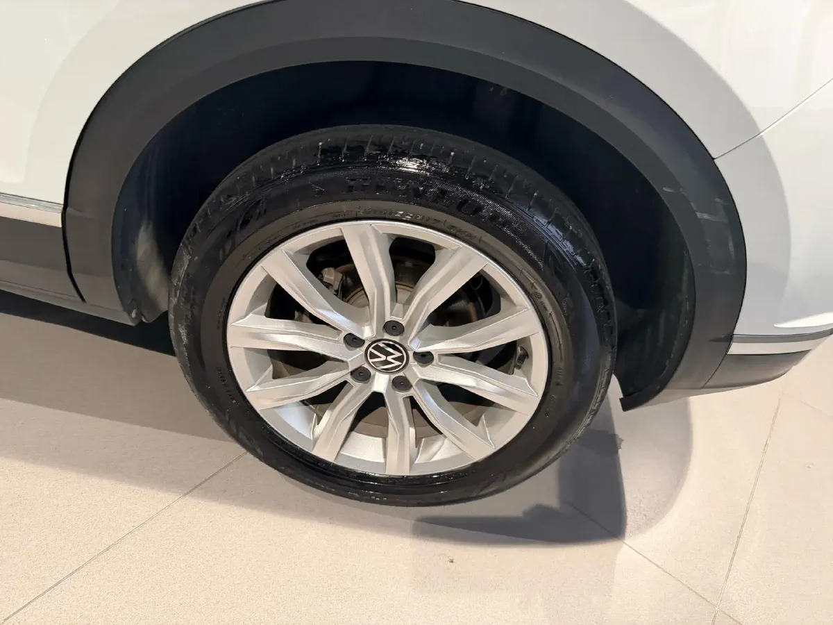 2021 Volkswagen T-Roc 1.4T 150HP L4 7DCT,autocango,china used car exporter,china ev exporter,chinese used car exporter,chinese used ev exporter