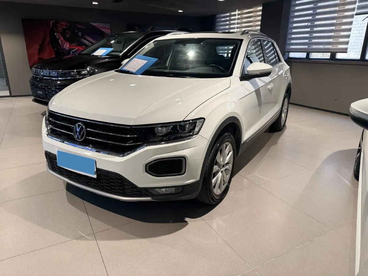 2021 Volkswagen T-Roc 1.4T 150HP L4 7DCT,autocango,china used car exporter,china ev exporter,chinese used car exporter,chinese used ev exporter