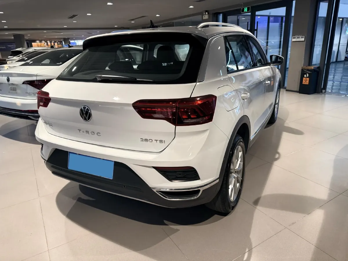 2021 Volkswagen T-Roc 1.4T 150HP L4 7DCT,autocango,china used car exporter,china ev exporter,chinese used car exporter,chinese used ev exporter