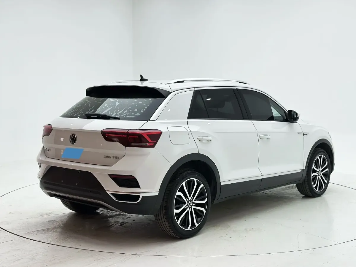 2021 Volkswagen T-Roc 1.4T 150HP L4 7DCT,autocango,china used car exporter,china ev exporter,chinese used car exporter,chinese used ev exporter