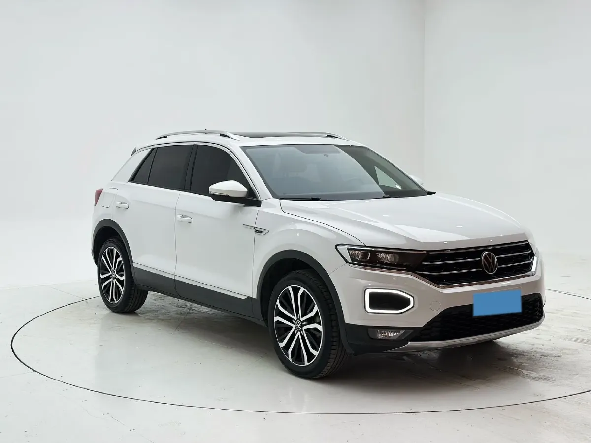 2021 Volkswagen T-Roc 1.4T 150HP L4 7DCT,autocango,china used car exporter,china ev exporter,chinese used car exporter,chinese used ev exporter