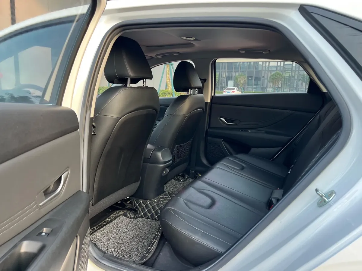 2021 Hyundai Elantra 1.5L 115HP L4 CVT,autocango,china used car exporter,china ev exporter,chinese used car exporter,chinese used ev exporter