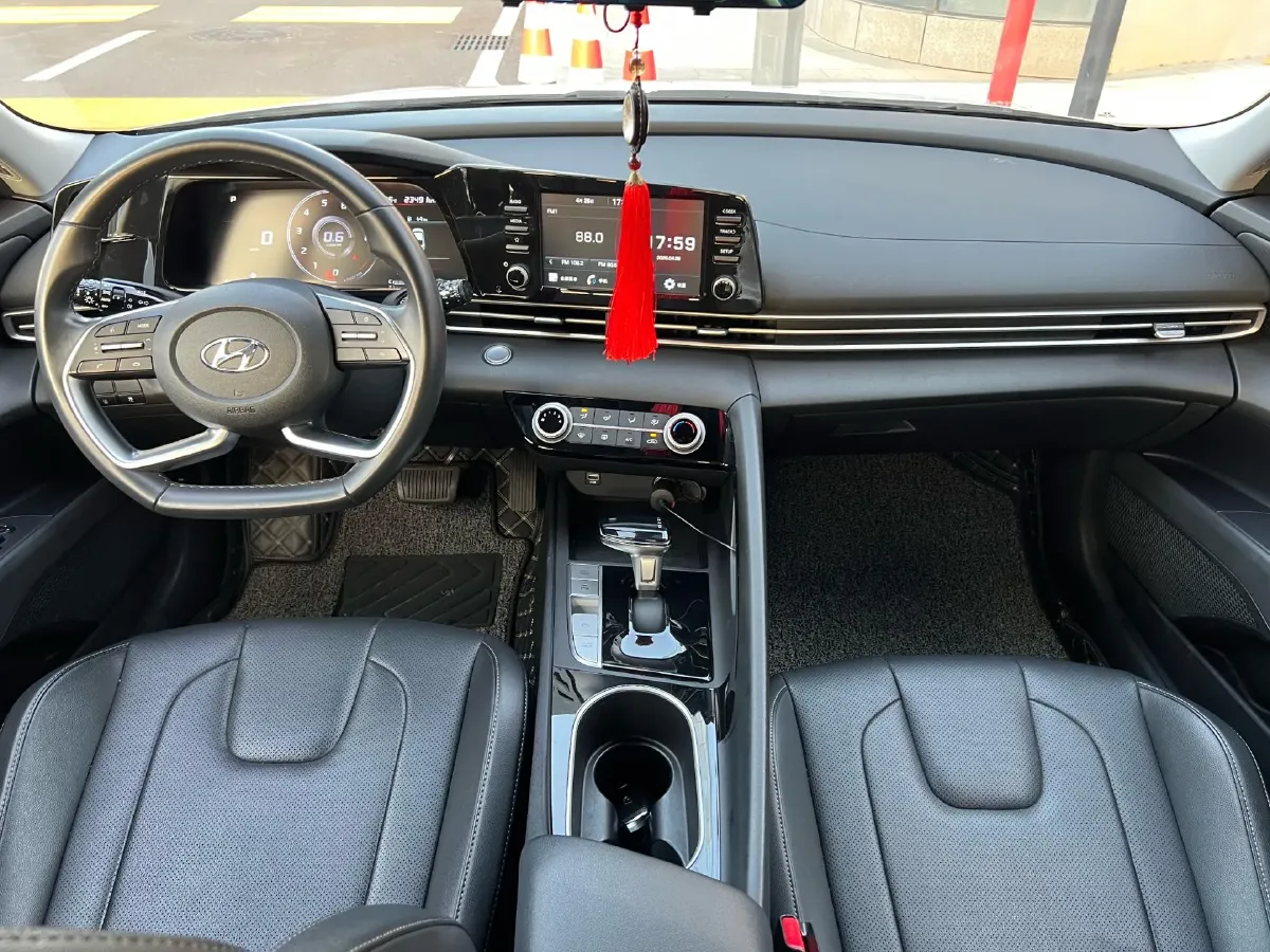 2021 Hyundai Elantra 1.5L 115HP L4 CVT,autocango,china used car exporter,china ev exporter,chinese used car exporter,chinese used ev exporter