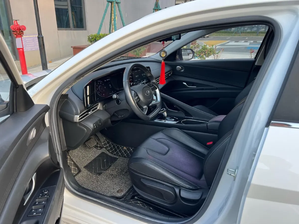 2021 Hyundai Elantra 1.5L 115HP L4 CVT,autocango,china used car exporter,china ev exporter,chinese used car exporter,chinese used ev exporter