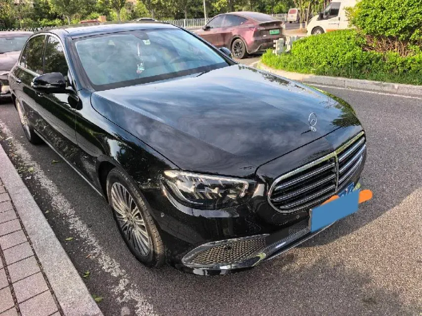 2022 Mercedes-Benz E Class 2.0T 258HP L4 9AT,autocango,china used car exporter,china ev exporter,chinese used car exporter,chinese used ev exporter