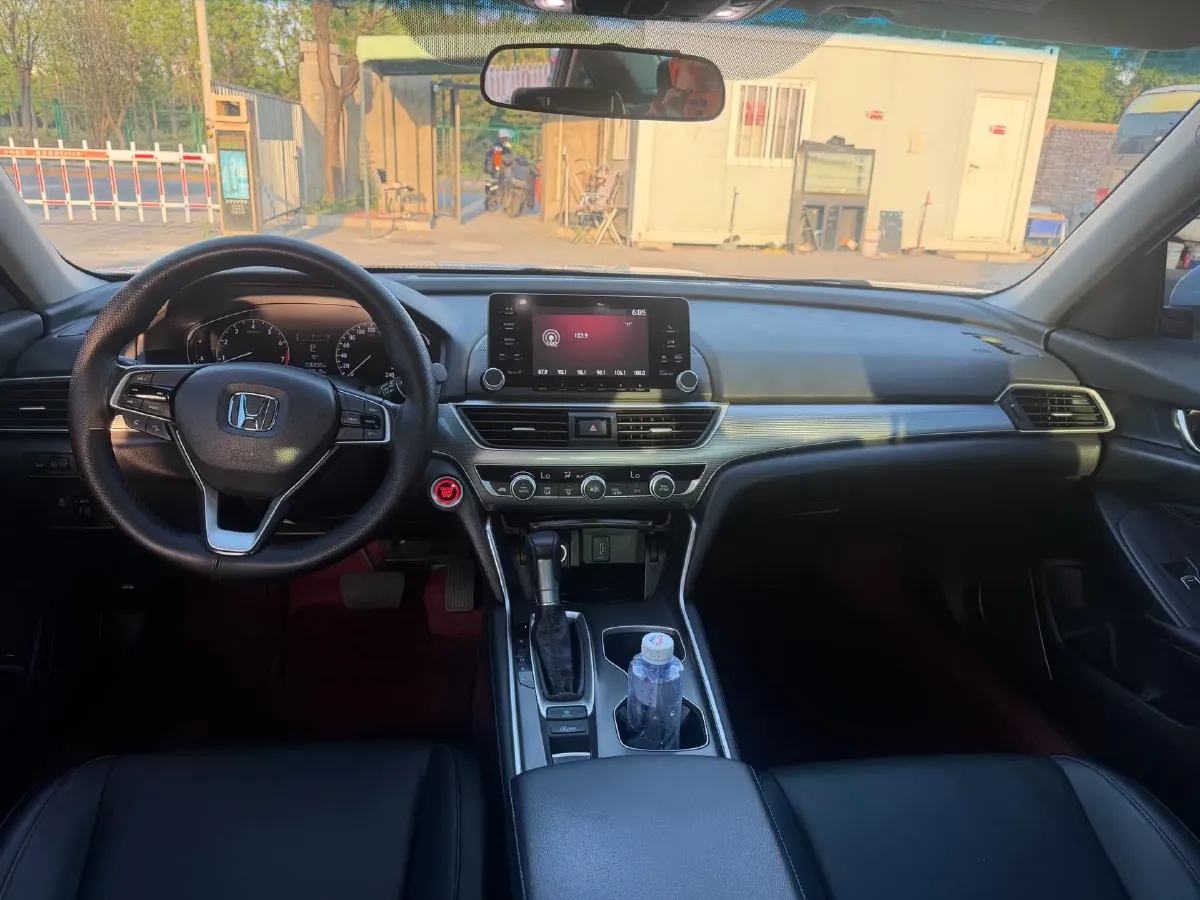 2018 Honda Accord 1.5T 194HP L4 CVT,autocango,china used car exporter,china ev exporter,chinese used car exporter,chinese used ev exporter