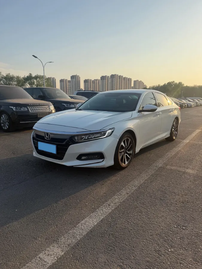 2018 Honda Accord 1.5T 194HP L4 CVT,autocango,china used car exporter,china ev exporter,chinese used car exporter,chinese used ev exporter