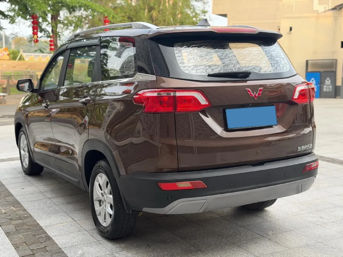 2018 WuLing HongGuang S3 1.5L 112HP L4 6MT,autocango,china used car exporter,china ev exporter,chinese used car exporter,chinese used ev exporter