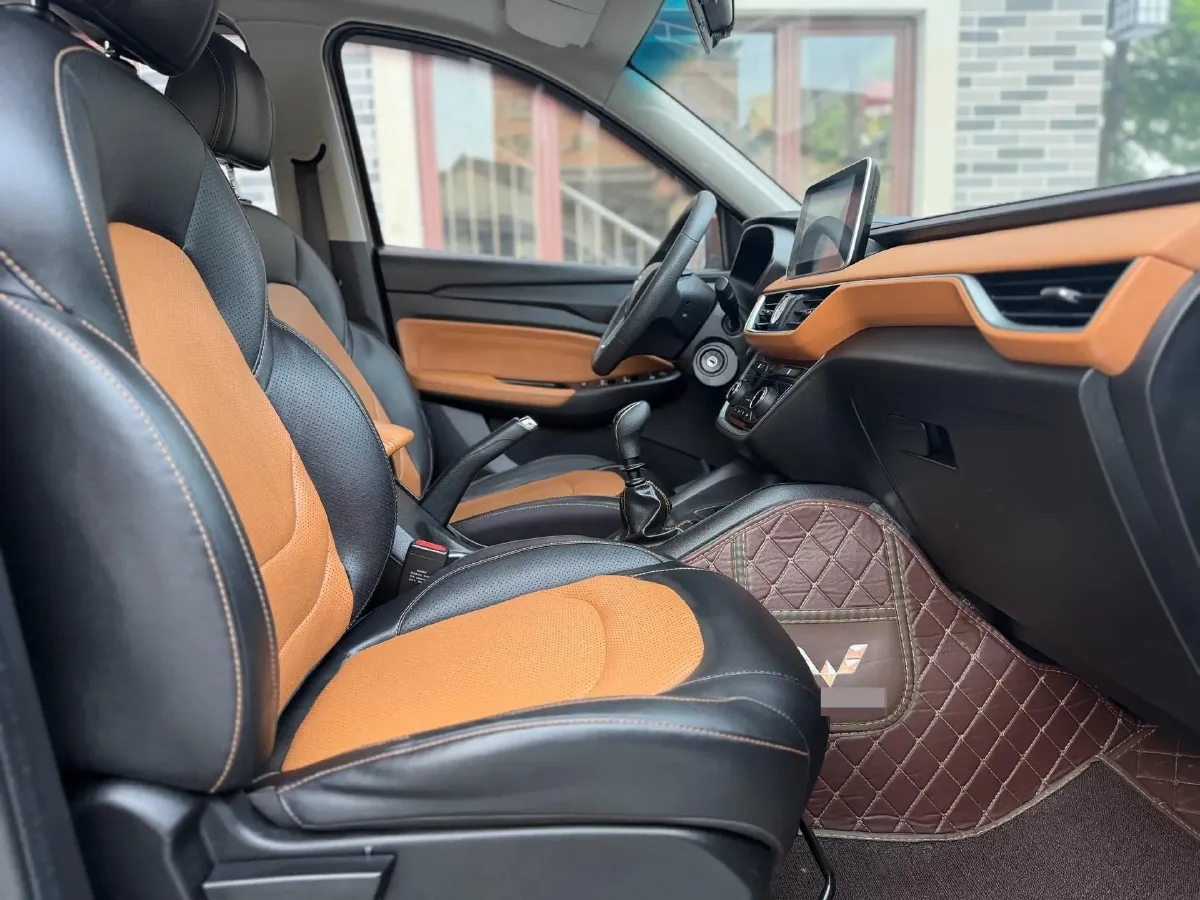 2018 WuLing HongGuang S3 1.5L 112HP L4 6MT,autocango,china used car exporter,china ev exporter,chinese used car exporter,chinese used ev exporter