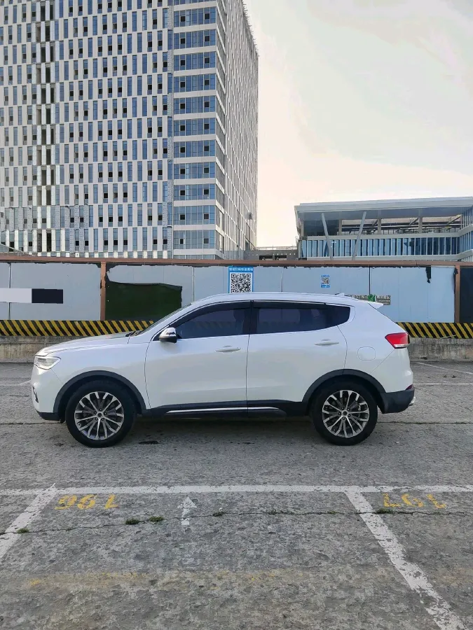 2017 Haval H6 1.5T 169HP L4 7DCT,autocango,china used car exporter,china ev exporter,chinese used car exporter,chinese used ev exporter