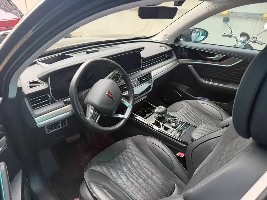 2022 HongQi HS5 2.0T 224HP L4 6AT,autocango,china used car exporter,china ev exporter,chinese used car exporter,chinese used ev exporter