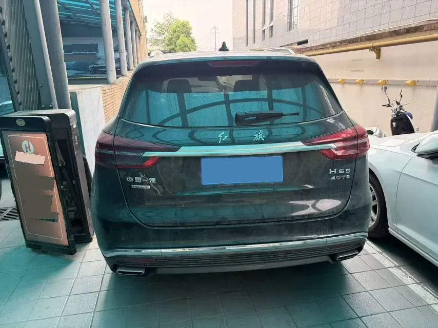 2022 HongQi HS5 2.0T 224HP L4 6AT,autocango,china used car exporter,china ev exporter,chinese used car exporter,chinese used ev exporter
