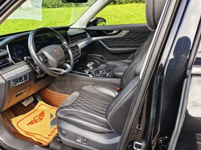 2022 HongQi HS5 2.0T 224HP L4 6AT,autocango,china used car exporter,china ev exporter,chinese used car exporter,chinese used ev exporter