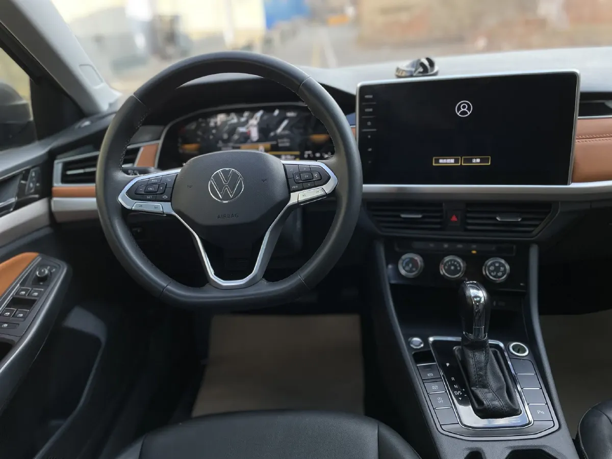 2023 Volkswagen Bora 1.2T 116HP L4 7DCT,autocango,china used car exporter,china ev exporter,chinese used car exporter,chinese used ev exporter