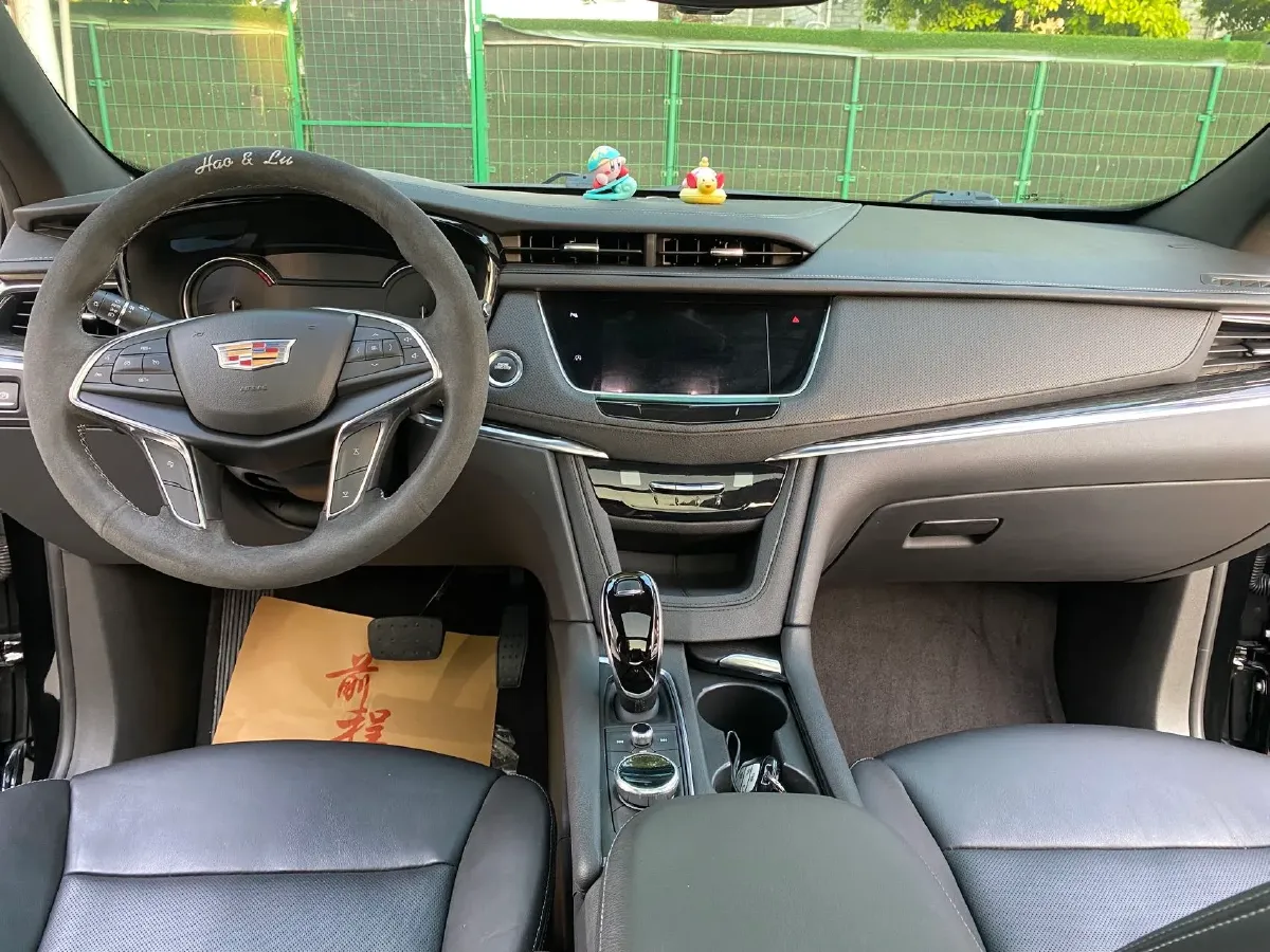 2020 Cadillac XT5 2.0T 237HP L4 9AT,autocango,china used car exporter,china ev exporter,chinese used car exporter,chinese used ev exporter