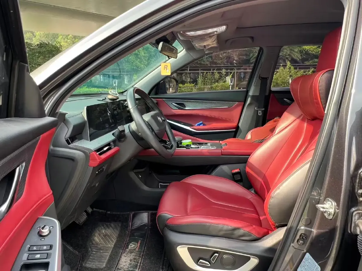 2022 ChangAn CS75 Plus 1.5T 188HP L4 8AT,autocango,china used car exporter,china ev exporter,chinese used car exporter,chinese used ev exporter