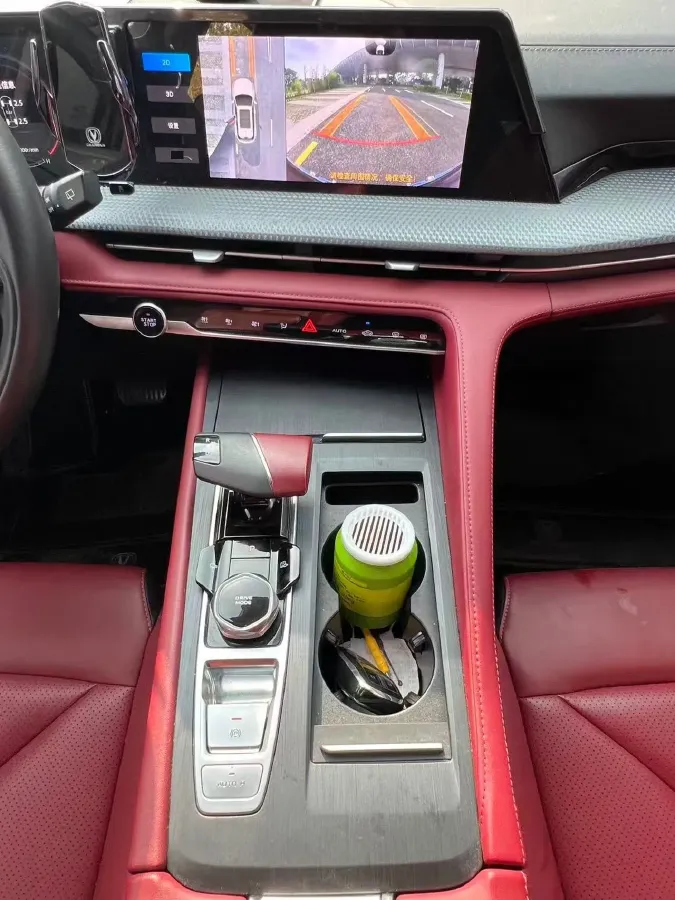 2022 ChangAn CS75 Plus 1.5T 188HP L4 8AT,autocango,china used car exporter,china ev exporter,chinese used car exporter,chinese used ev exporter