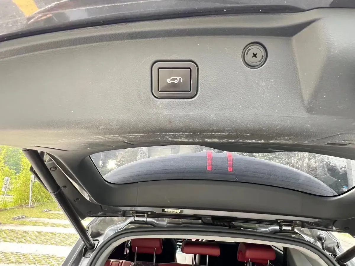 2022 ChangAn CS75 Plus 1.5T 188HP L4 8AT,autocango,china used car exporter,china ev exporter,chinese used car exporter,chinese used ev exporter