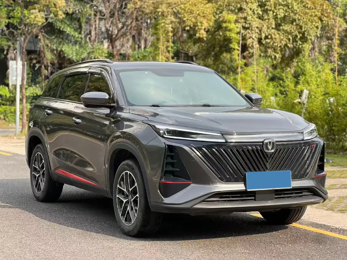 2022 ChangAn CS75 Plus 1.5T 188HP L4 8AT,autocango,china used car exporter,china ev exporter,chinese used car exporter,chinese used ev exporter